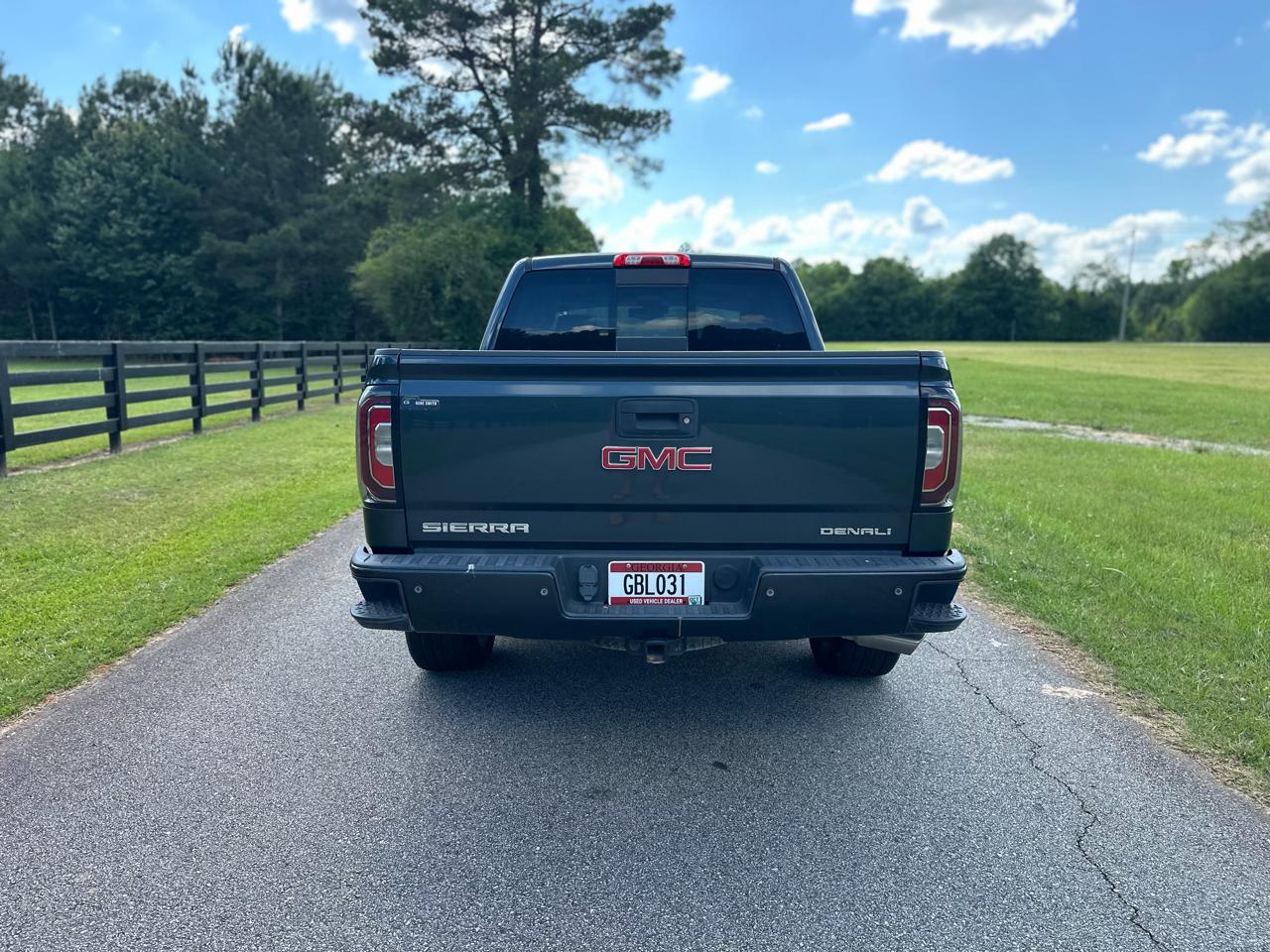 GMC Sierra 1500 Denali Crew Cab Short Box 4WD 2017