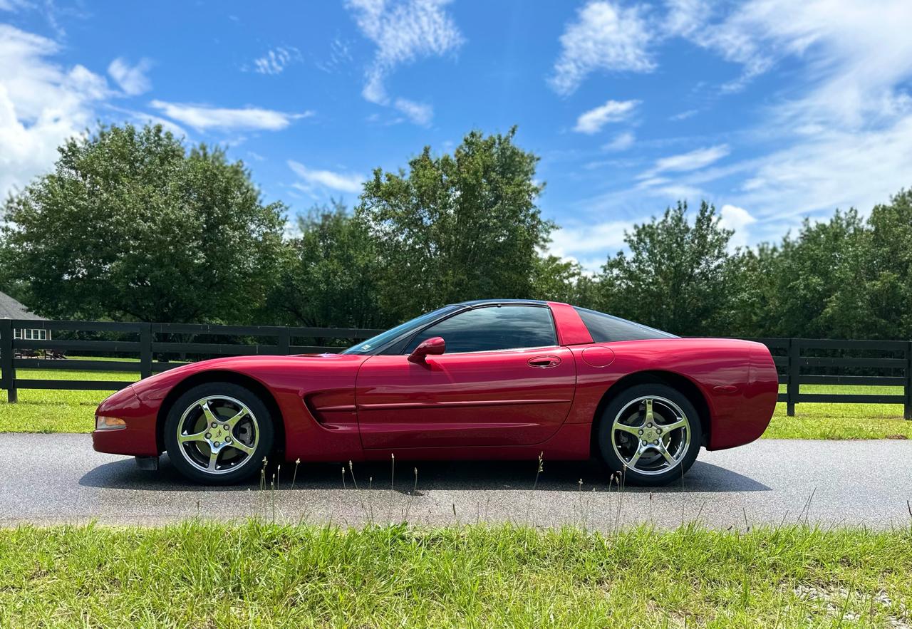 Chevrolet Corvette Coupe 2001