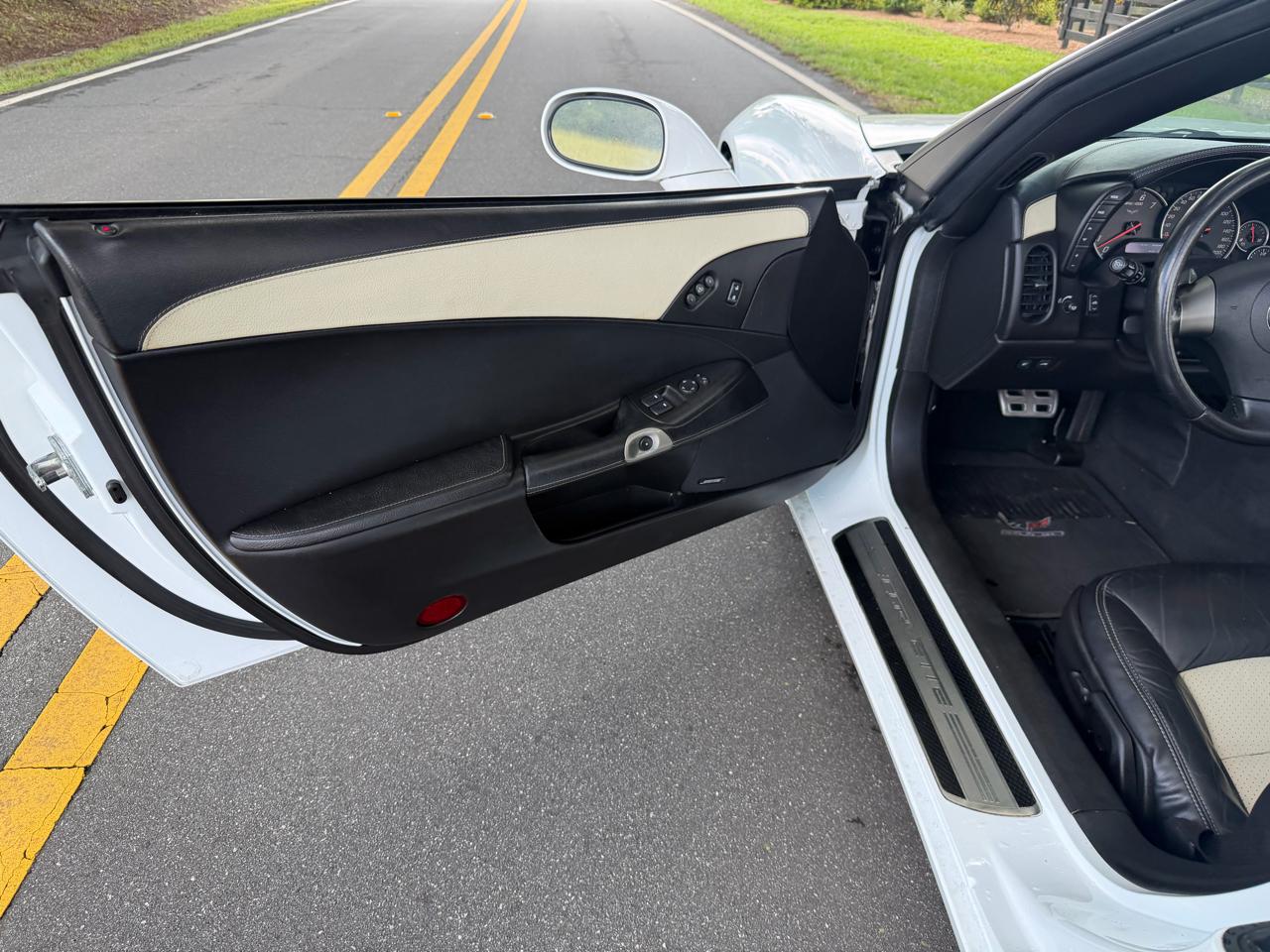 Chevrolet Corvette Convertible LT4 2008