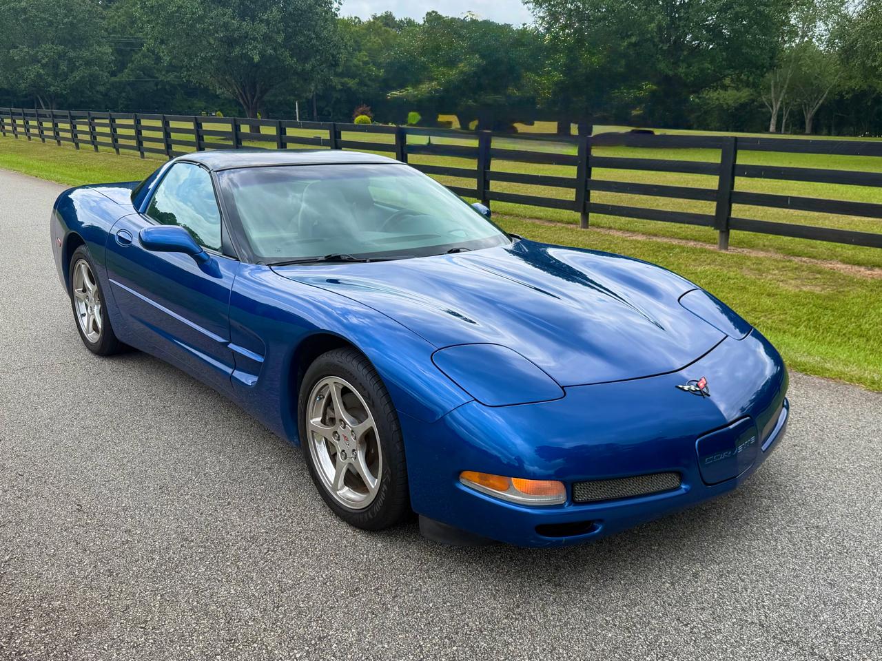 Chevrolet Corvette Coupe 2002