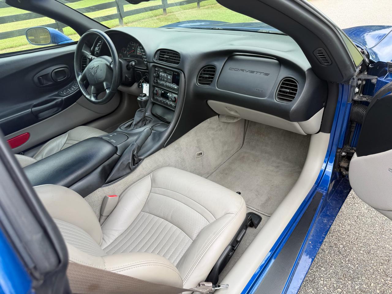Chevrolet Corvette Coupe 2002