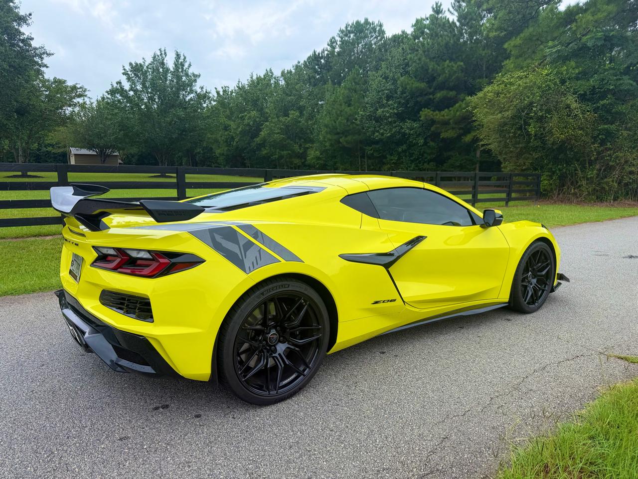 Chevrolet Corvette Z06 Coupe w/1LZ 2024