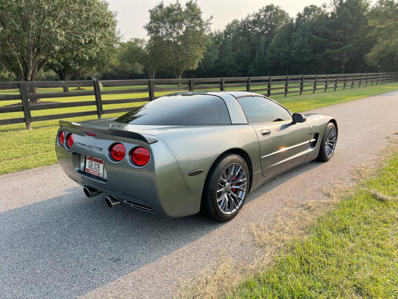 Chevrolet Corvette Coupe 2004