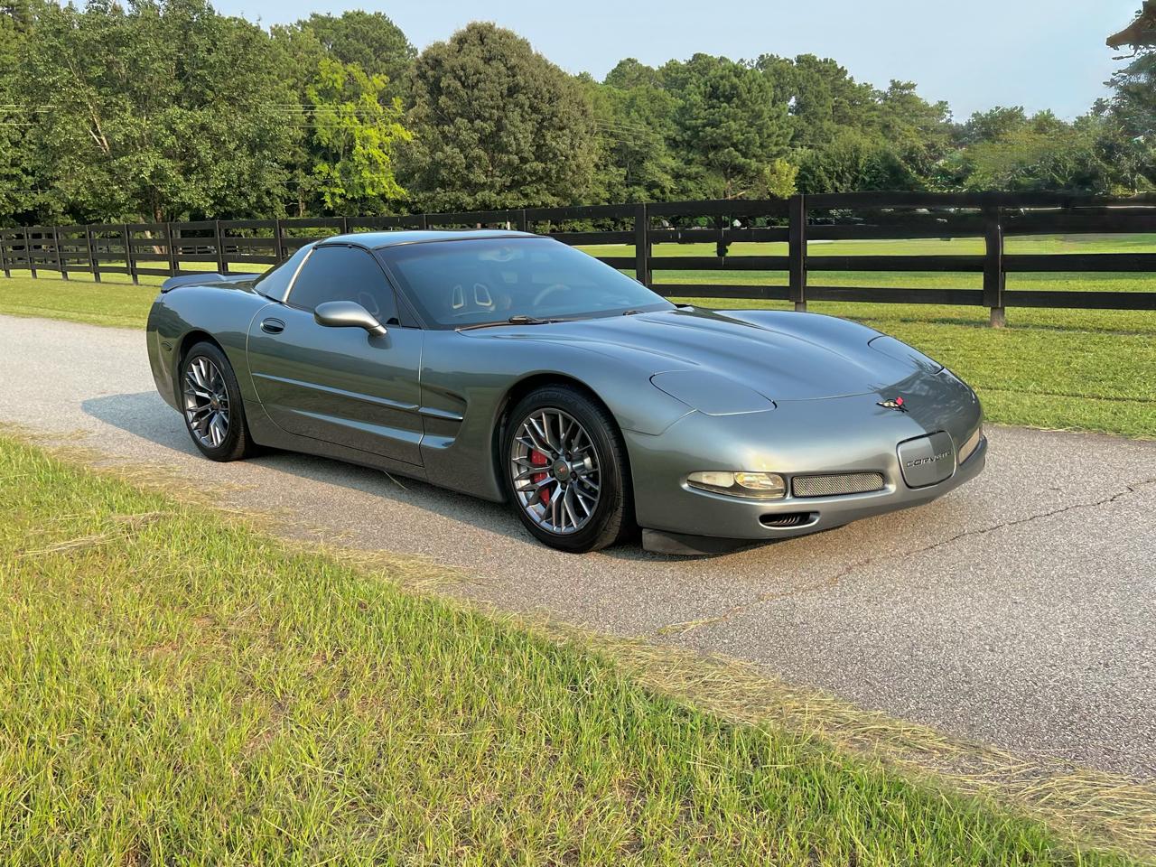 Chevrolet Corvette Coupe 2004