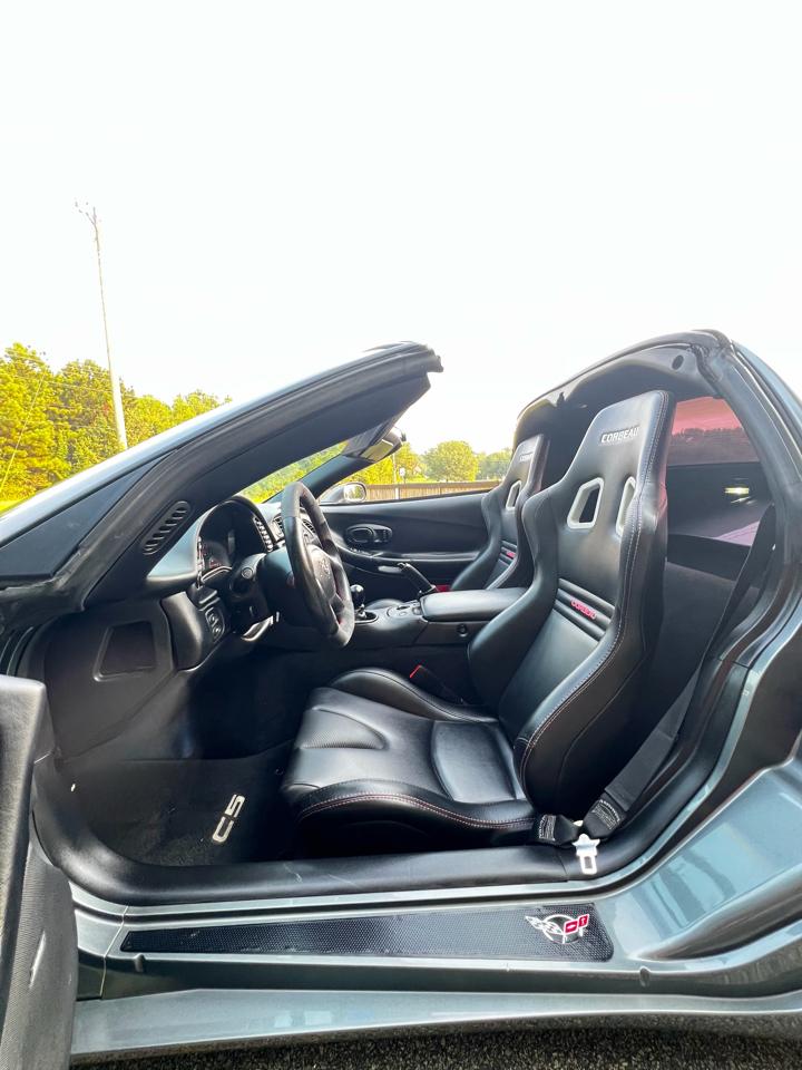 Chevrolet Corvette Coupe 2004