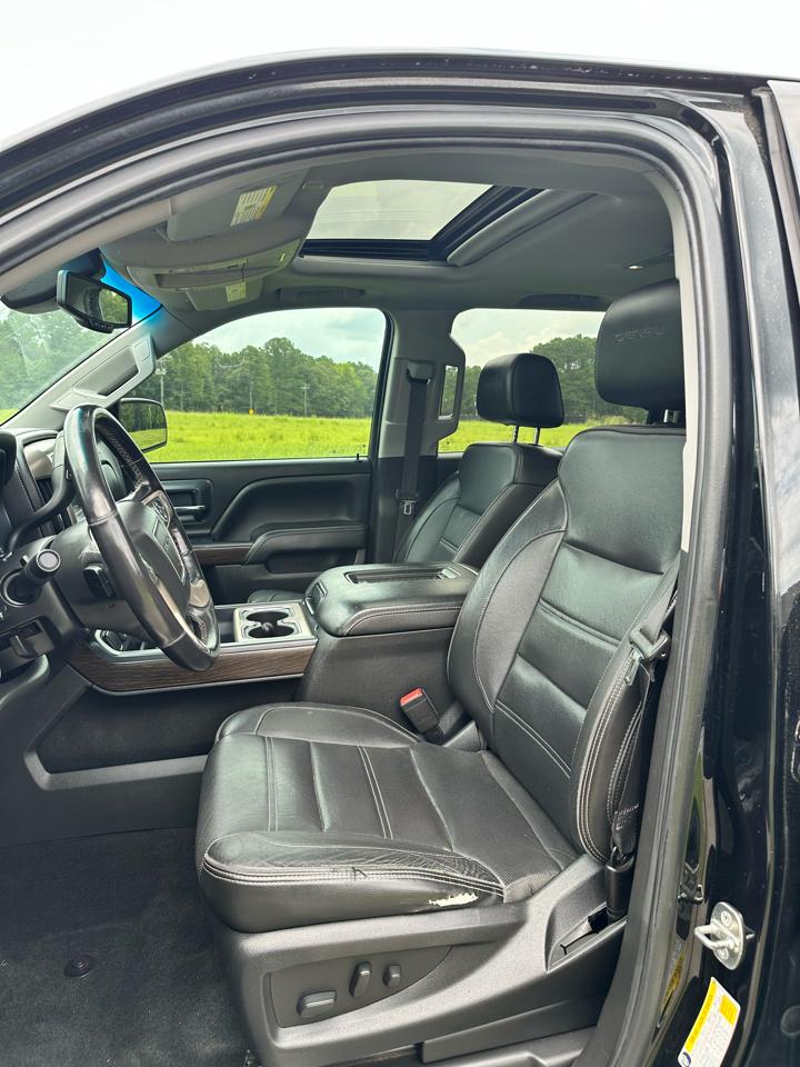 GMC Sierra 1500 4WD Crew Cab 143.5" Denali 2018