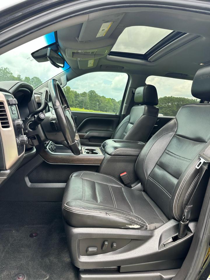 GMC Sierra 1500 4WD Crew Cab 143.5" Denali 2018