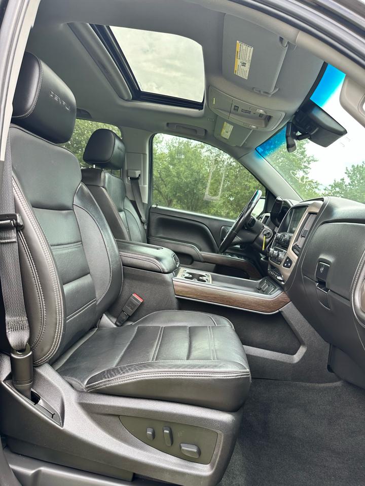 GMC Sierra 1500 4WD Crew Cab 143.5" Denali 2018