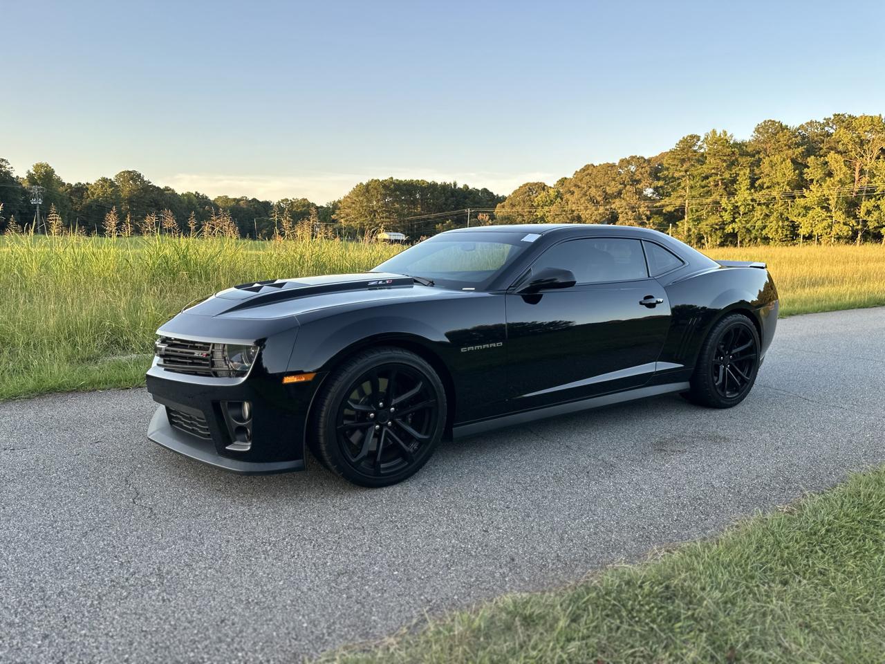 Chevrolet Camaro Coupe ZL1 2013