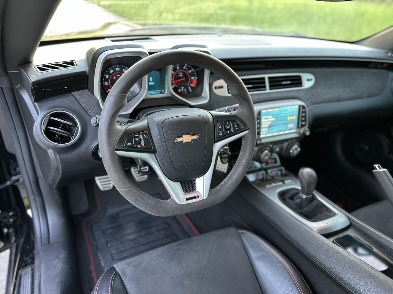 Chevrolet Camaro Coupe ZL1 2013