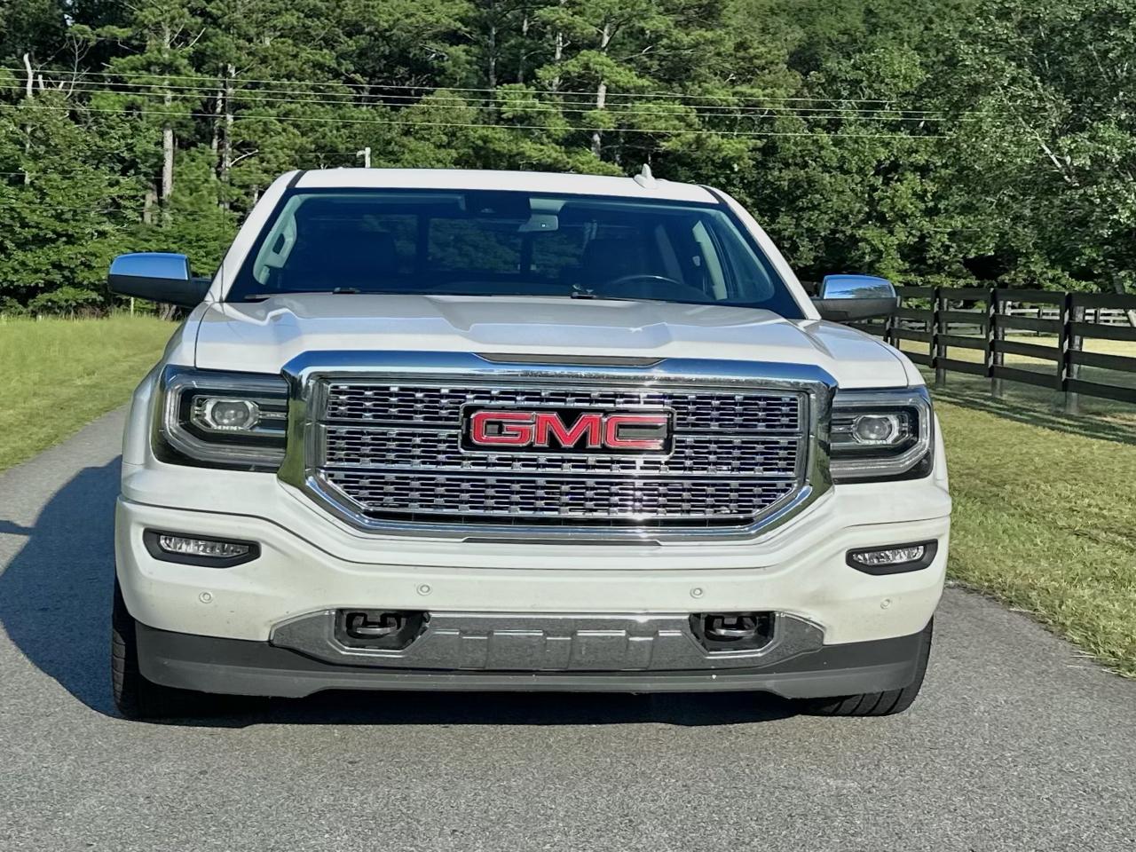 GMC Sierra 1500 Denali Crew Cab Short Bed 4WD 2018
