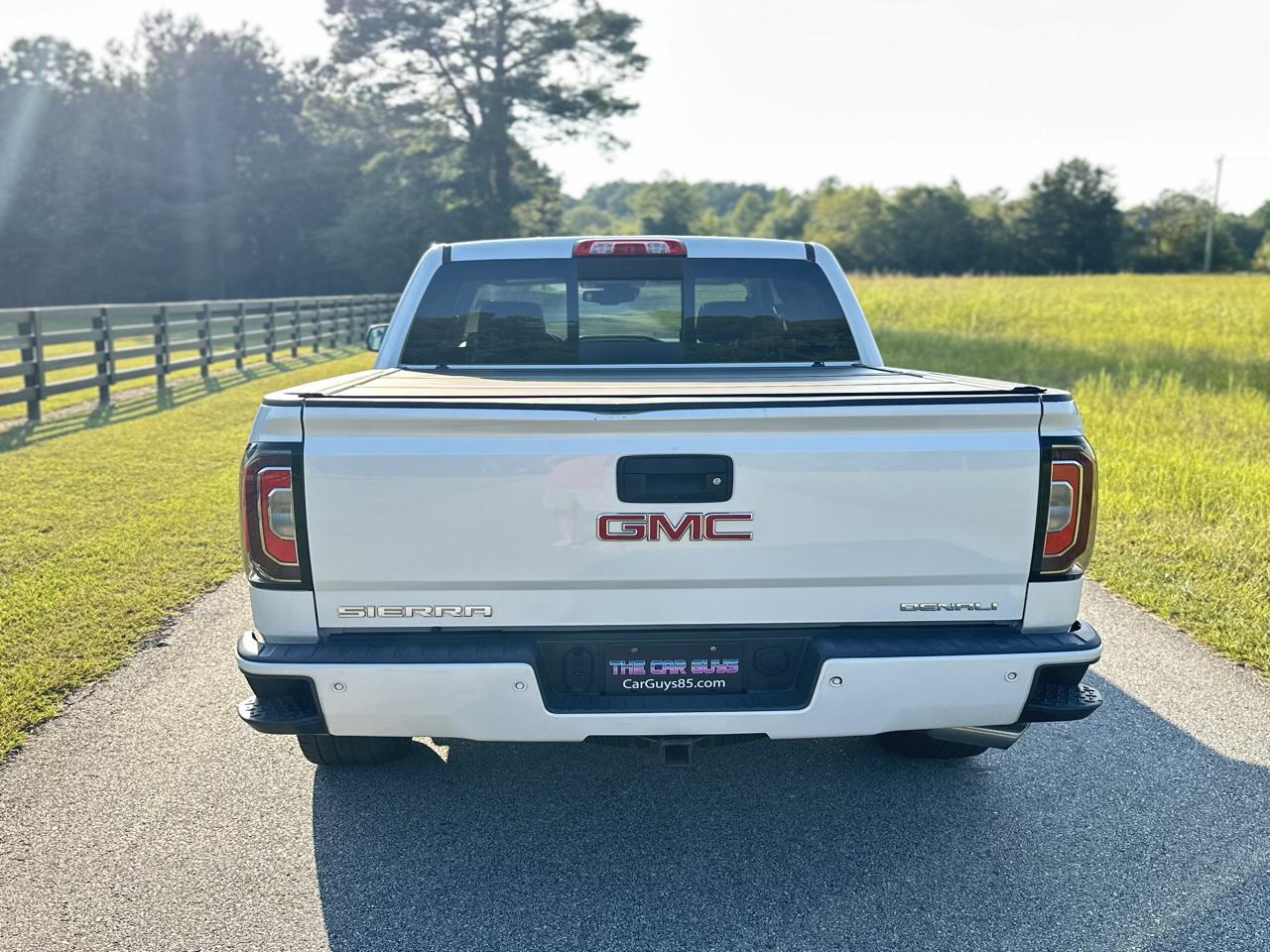 GMC Sierra 1500 Denali Crew Cab Short Bed 4WD 2018