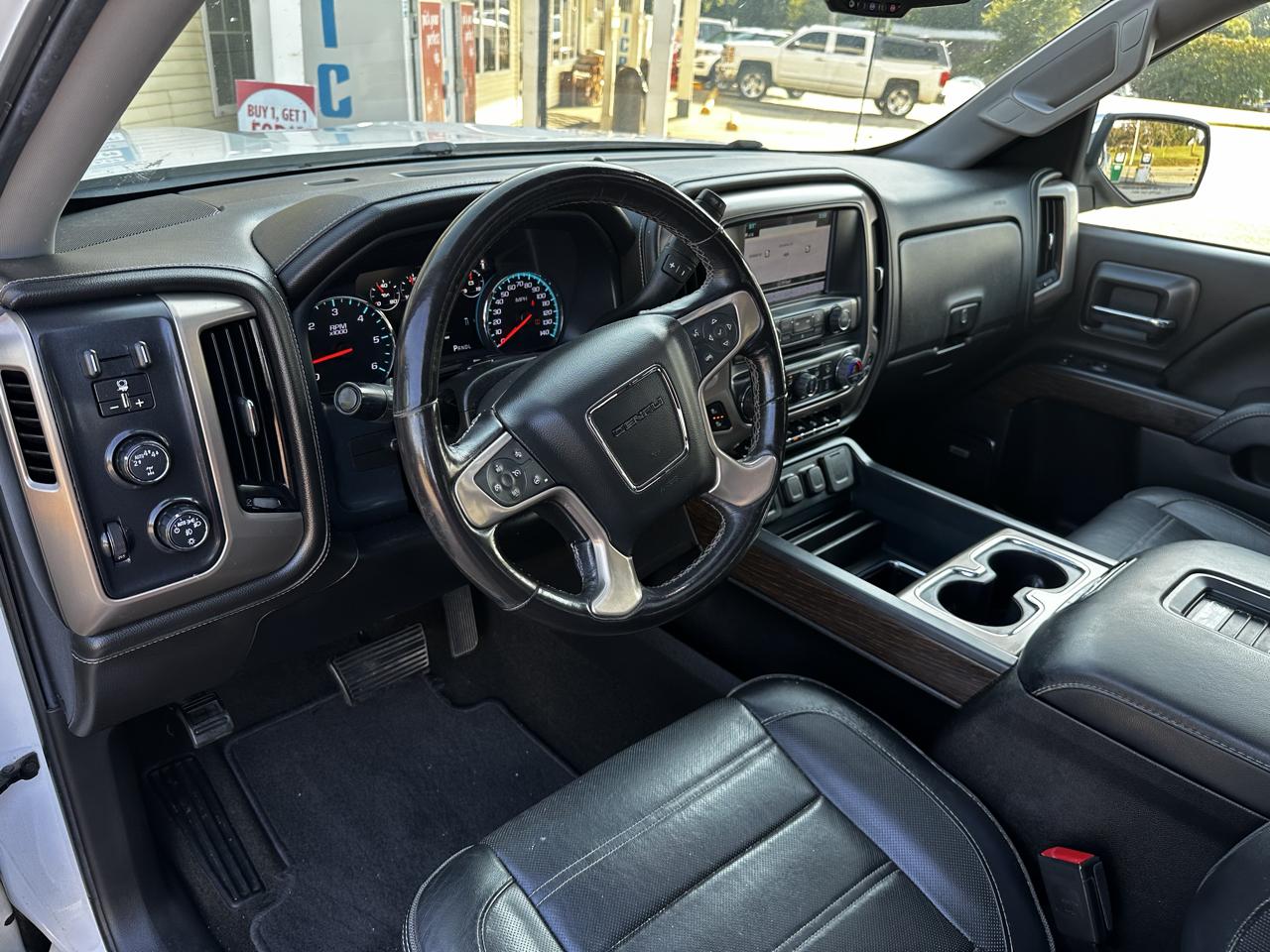 GMC Sierra 1500 Denali Crew Cab Short Bed 4WD 2018