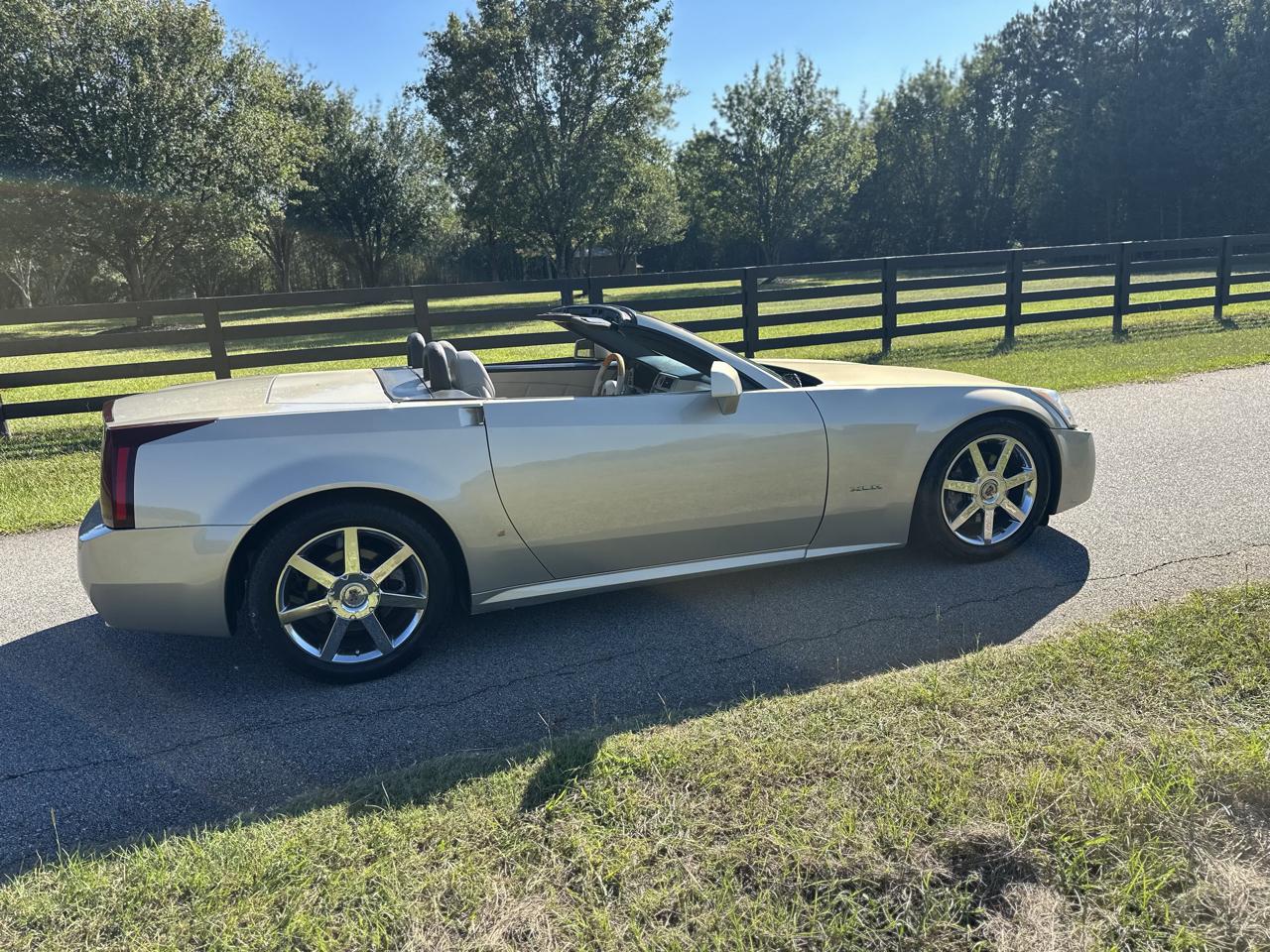 Cadillac XLR Convertible 2006