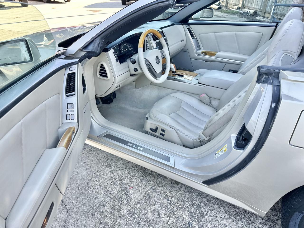 Cadillac XLR Convertible 2006
