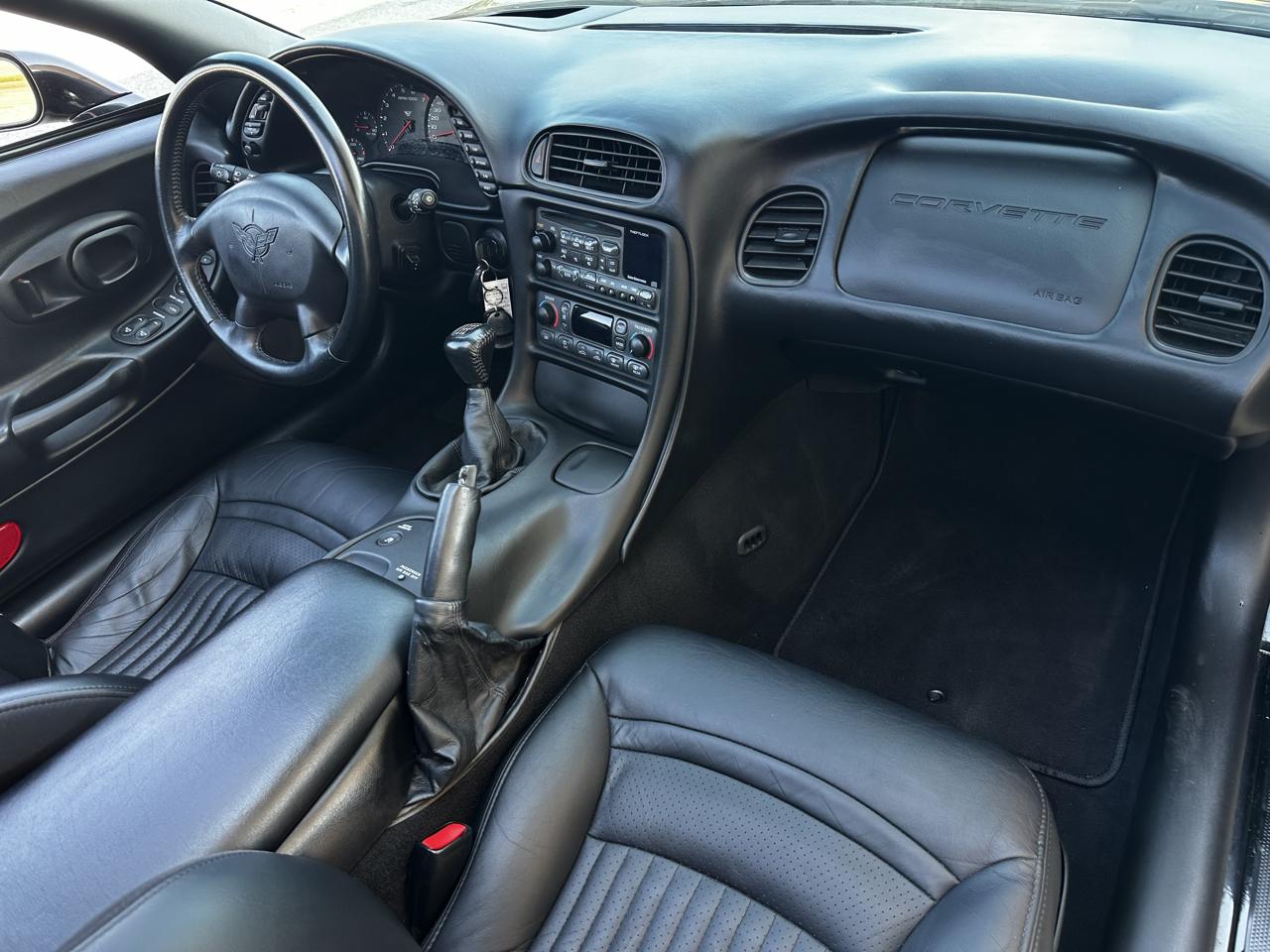 Chevrolet Corvette Coupe 2002