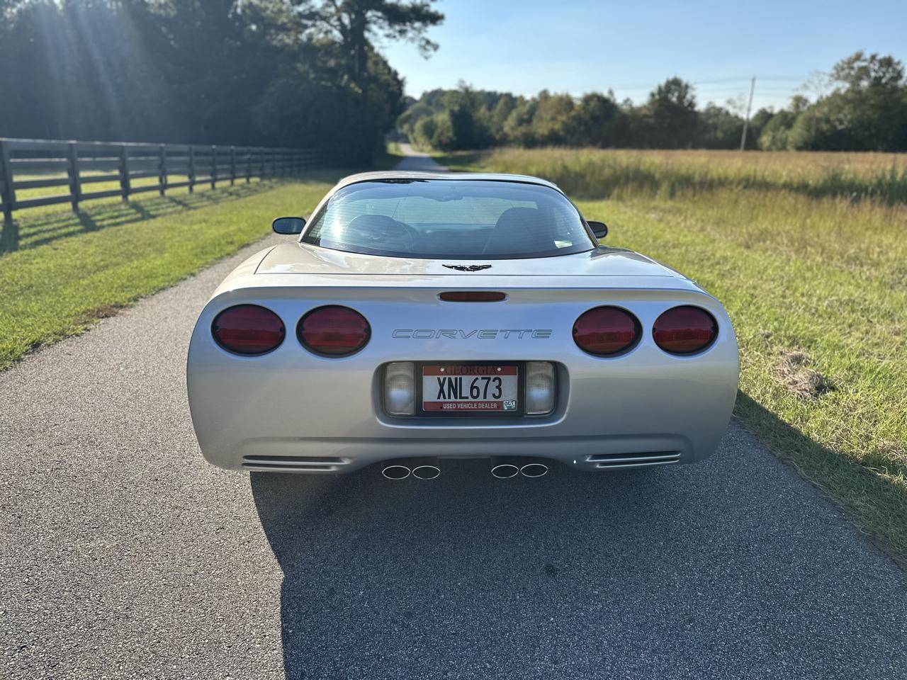 Chevrolet Corvette Coupe 2002