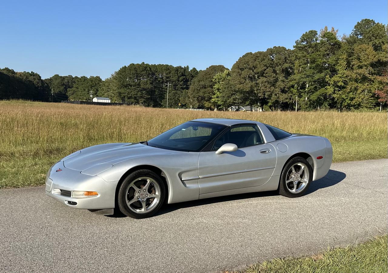Chevrolet Corvette Coupe 2002