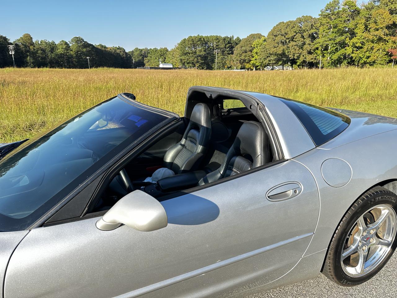 Chevrolet Corvette Coupe 2002