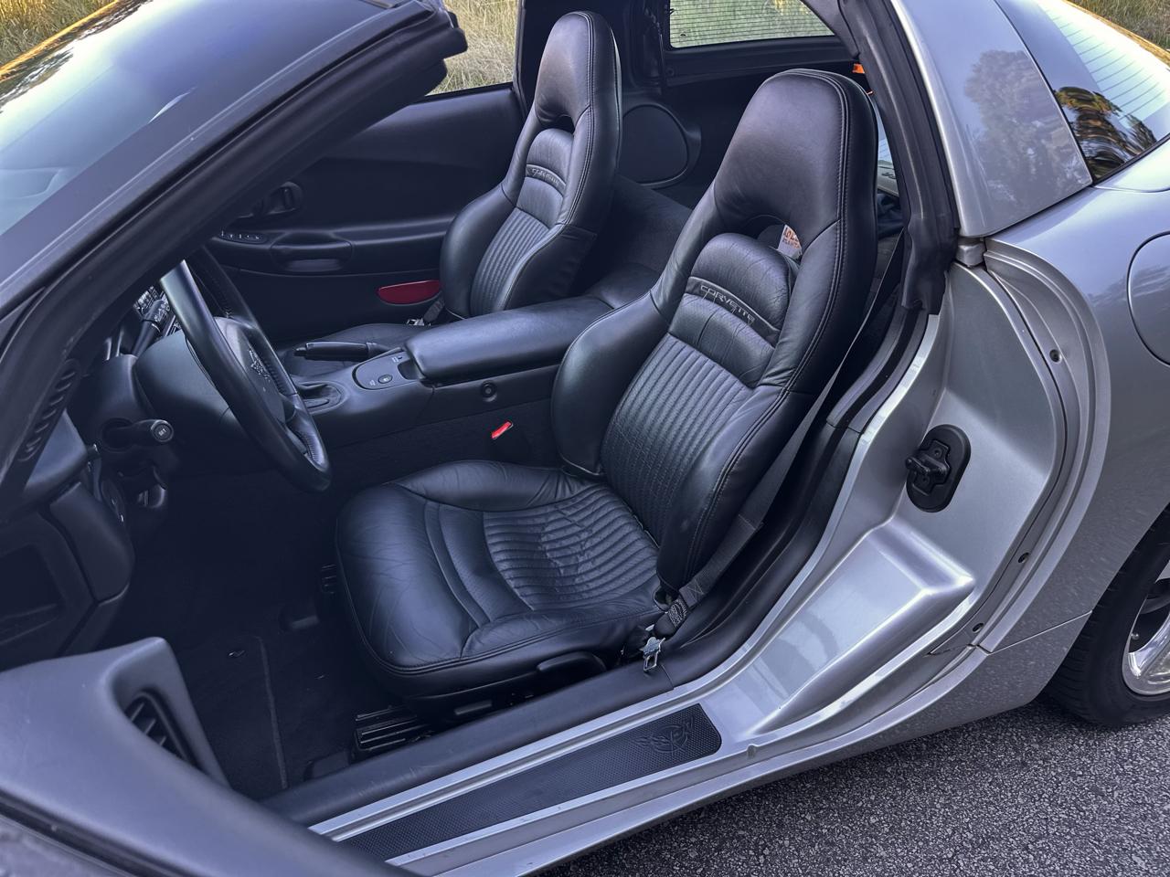 Chevrolet Corvette Coupe 2002
