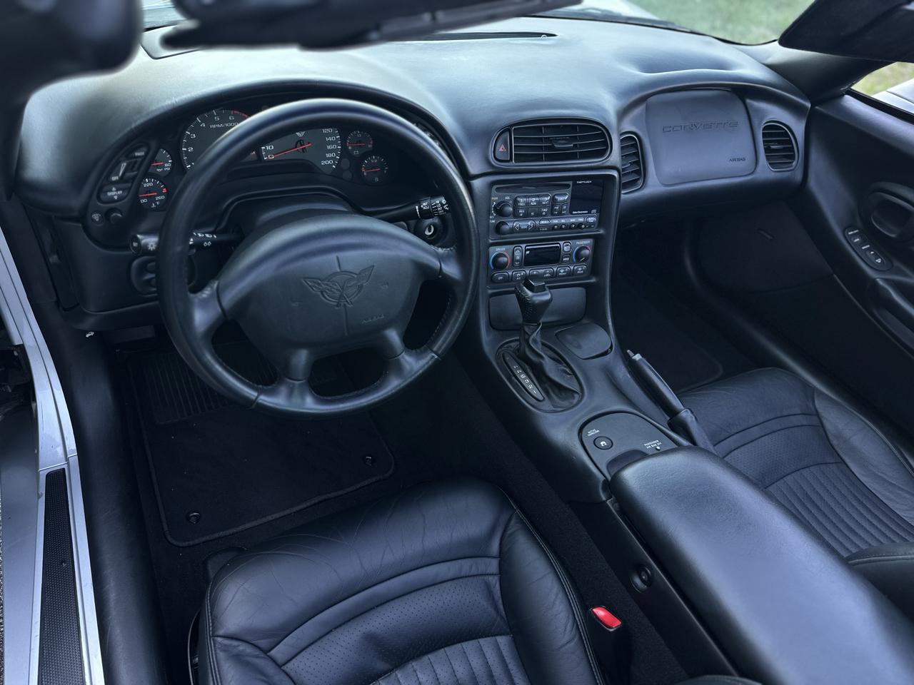Chevrolet Corvette Coupe 2002
