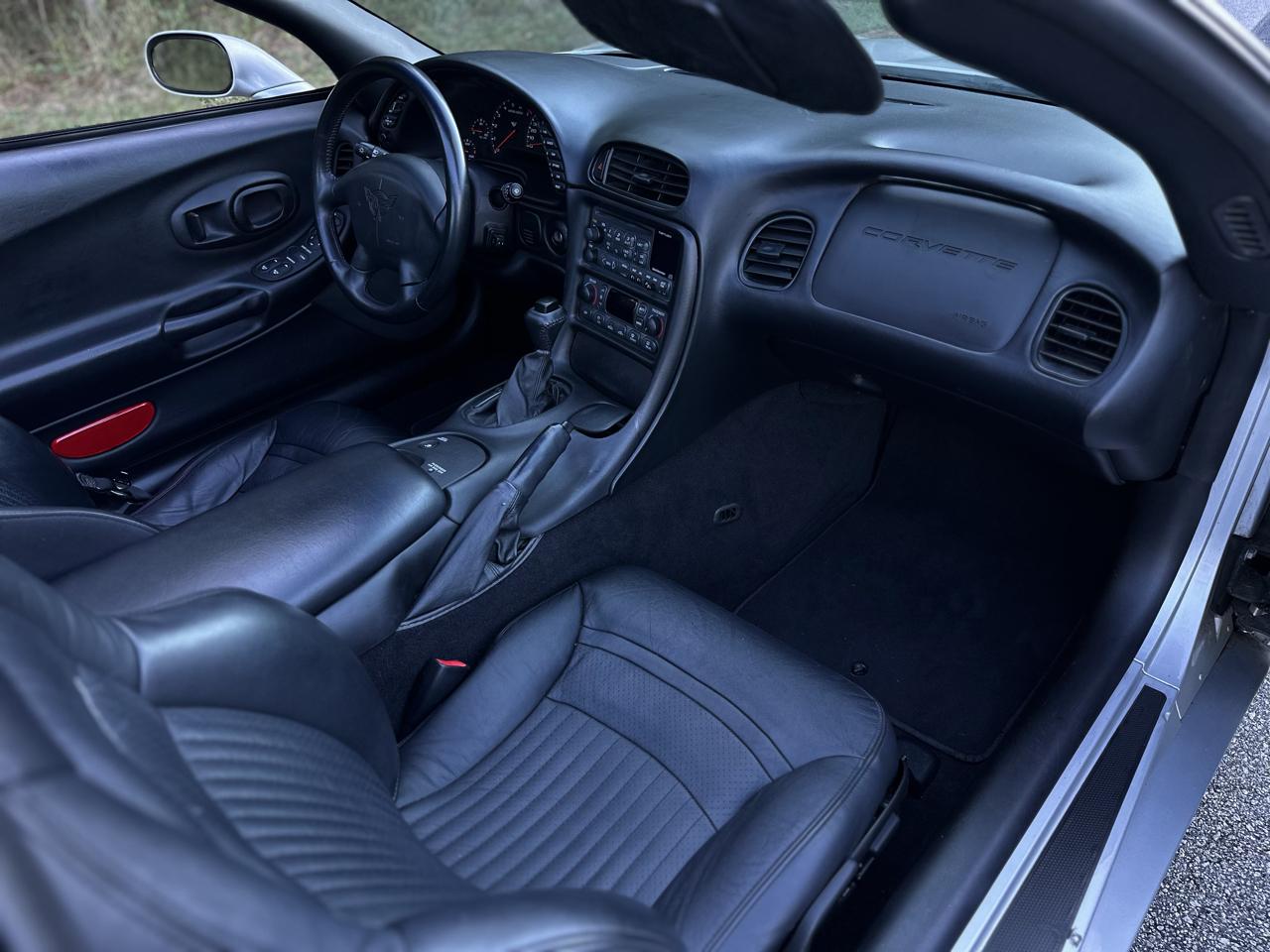 Chevrolet Corvette Coupe 2002