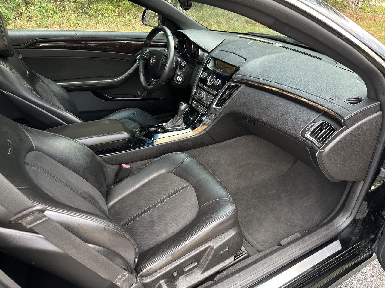 Cadillac CTS V Coupe 2011