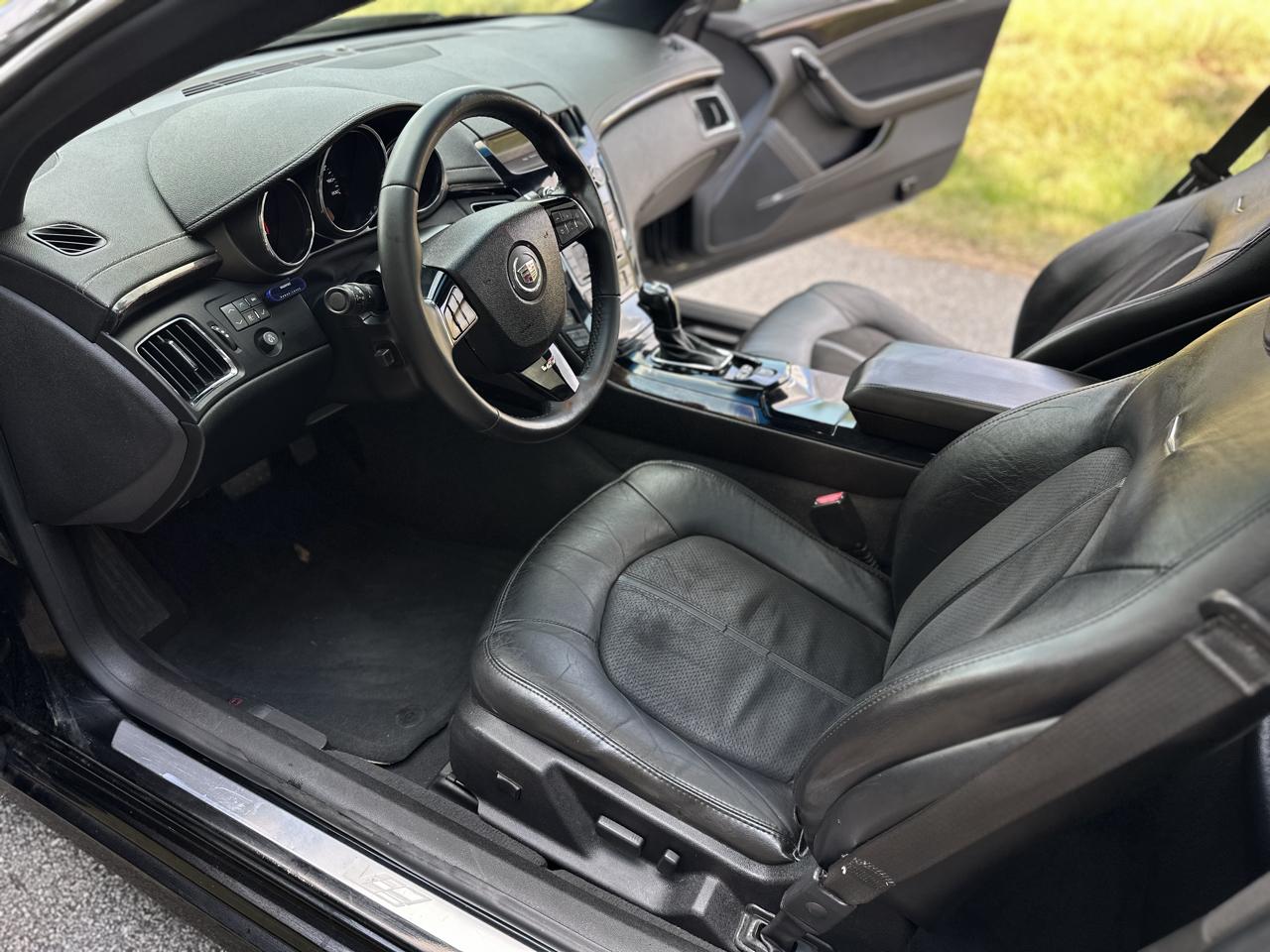 Cadillac CTS V Coupe 2011