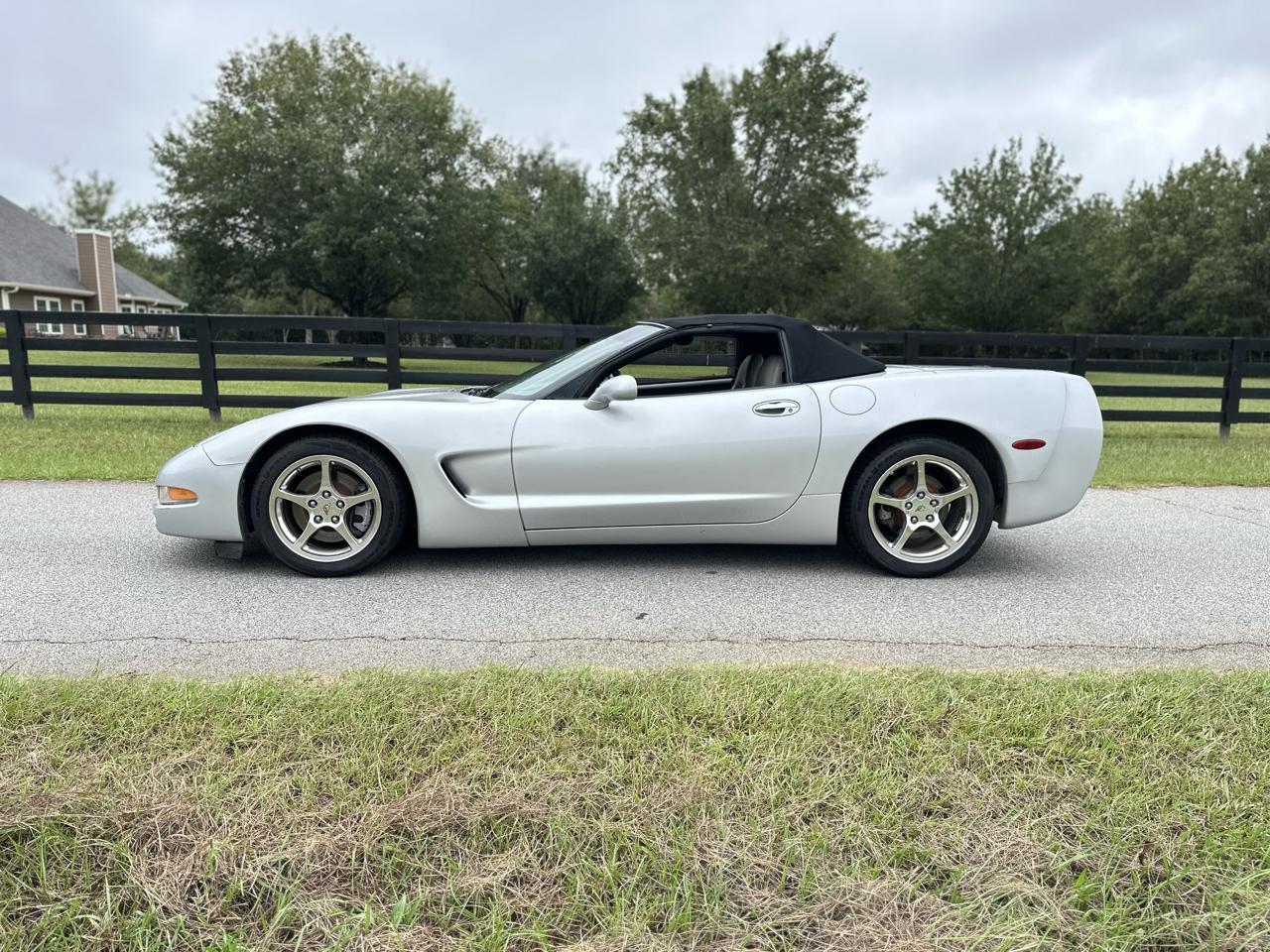 Chevrolet Corvette Convertible 2002