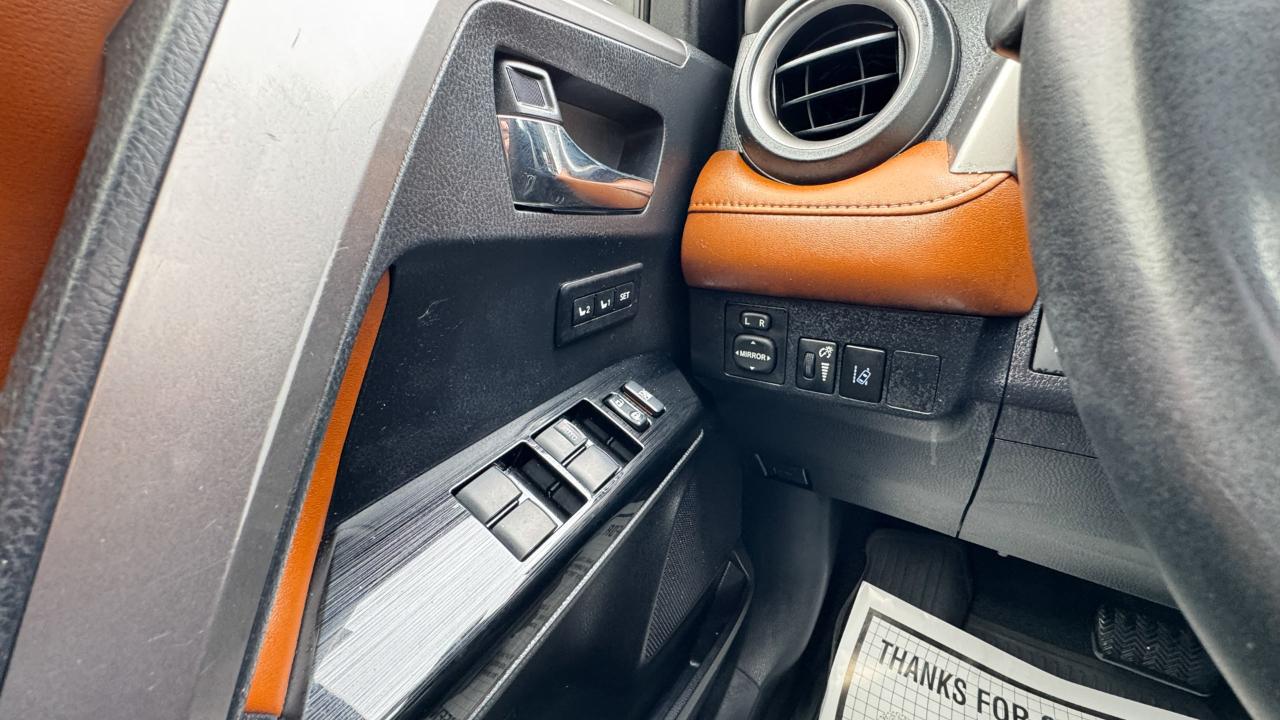 Toyota RAV4 Platinum AWD (Natl) 2017