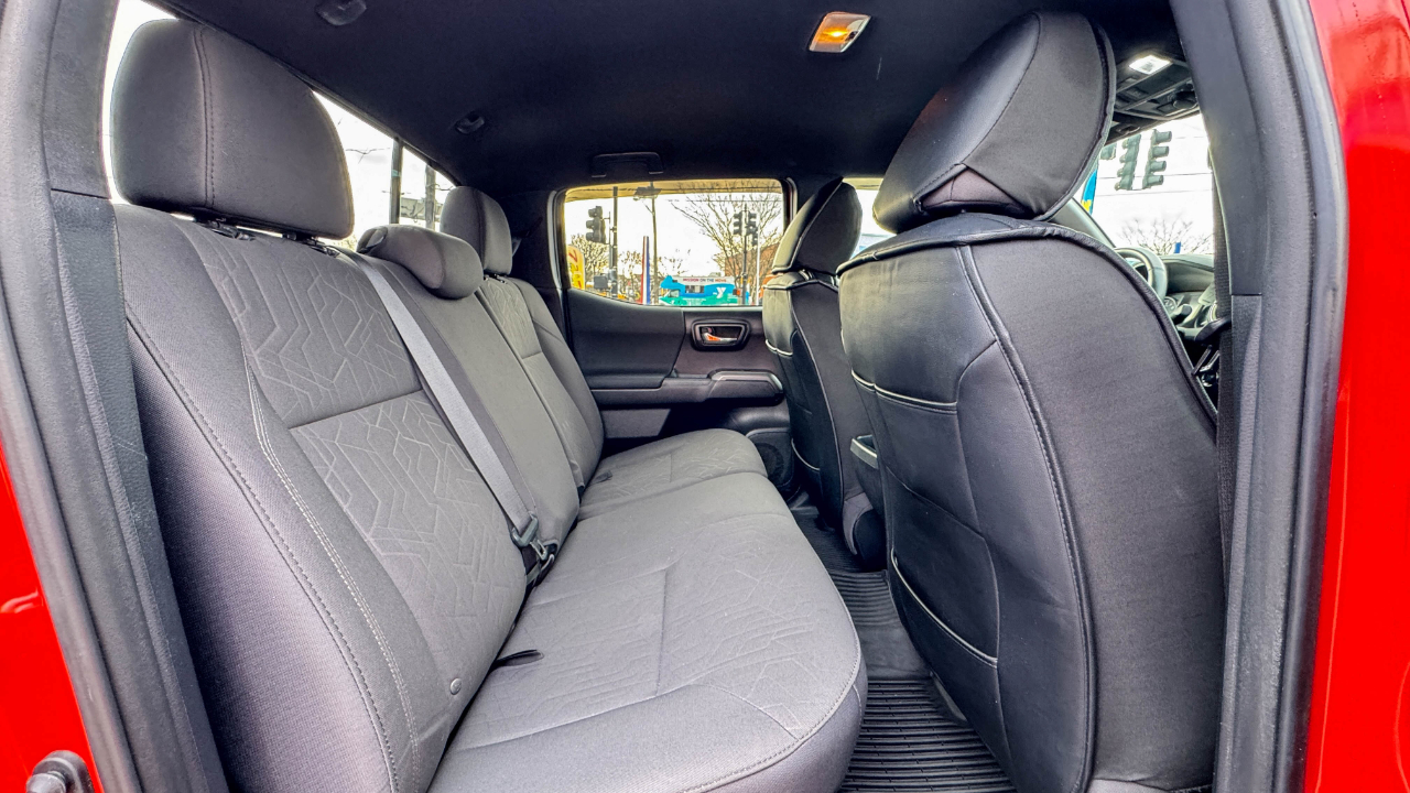 Toyota Tacoma TRD Off Road Double Cab 5' Bed V6 4x4 AT (Natl) 2018