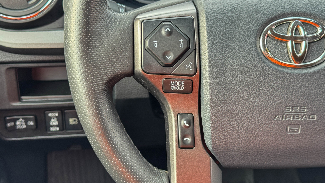 Toyota Tacoma TRD Off Road Double Cab 5' Bed V6 4x4 AT (Natl) 2018