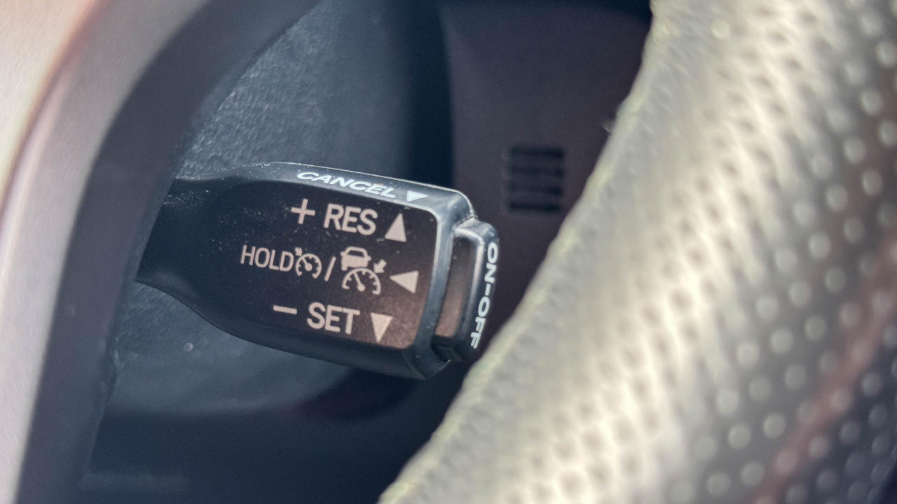 Toyota Tacoma TRD Off Road Double Cab 5' Bed V6 4x4 AT (Natl) 2018