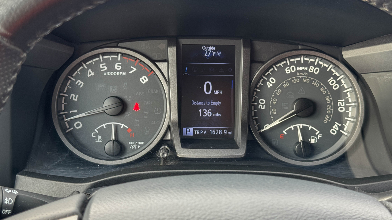 Toyota Tacoma TRD Off Road Double Cab 5' Bed V6 4x4 AT (Natl) 2018