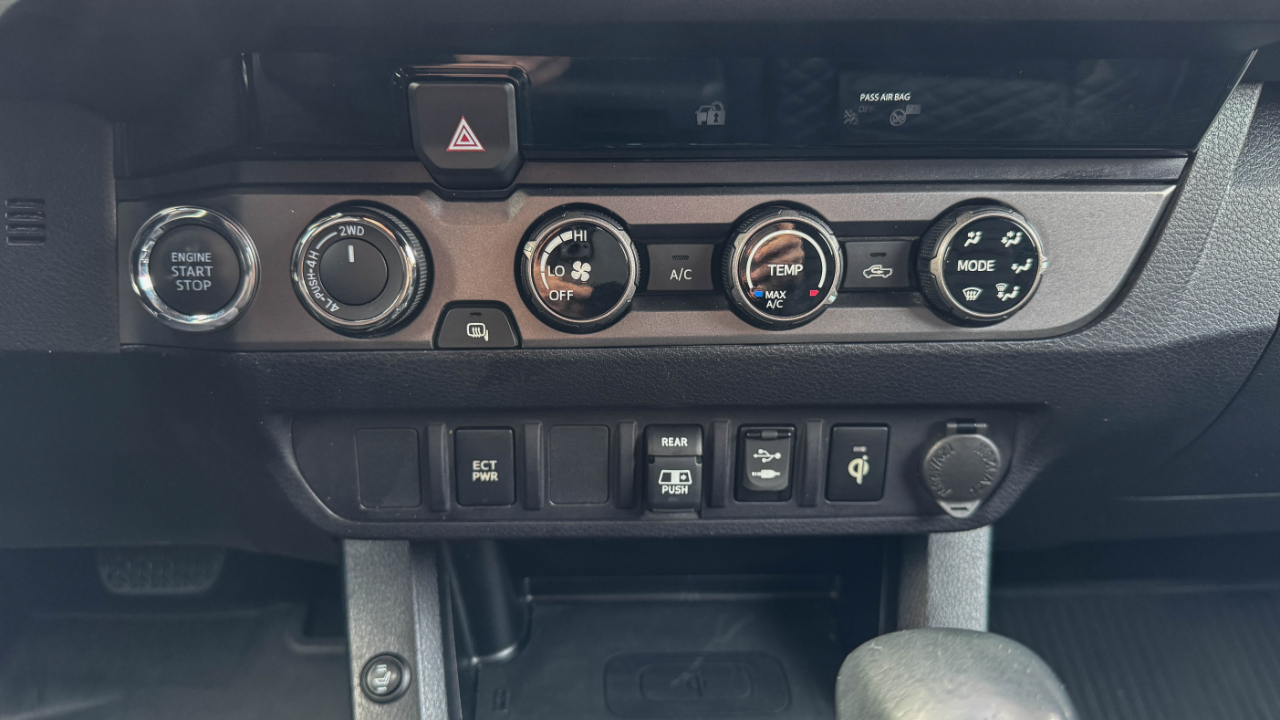 Toyota Tacoma TRD Off Road Double Cab 5' Bed V6 4x4 AT (Natl) 2018