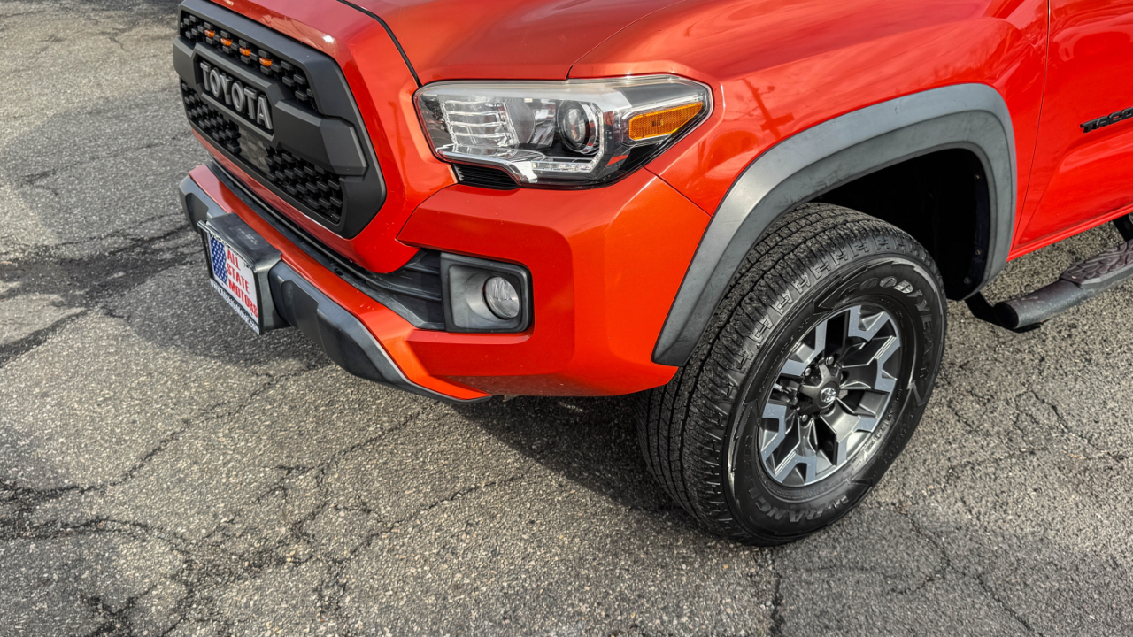 Toyota Tacoma TRD Off Road Double Cab 5' Bed V6 4x4 AT (Natl) 2018