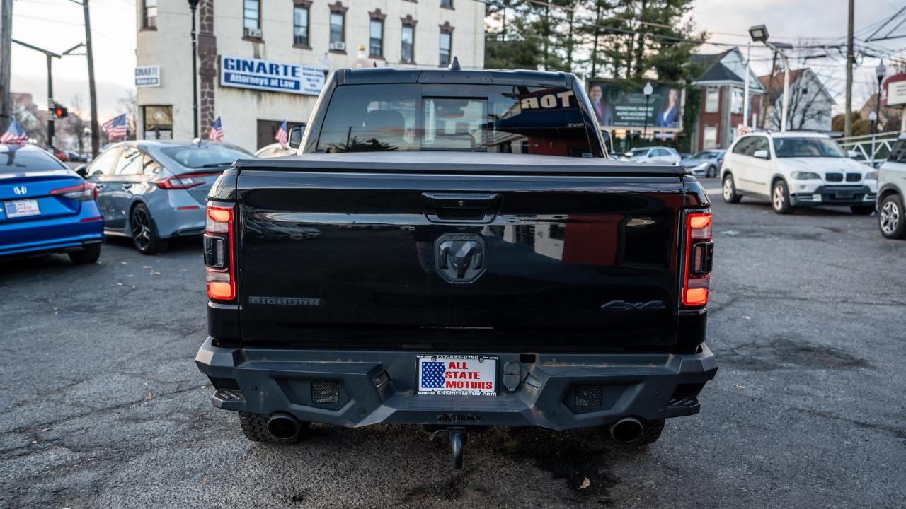 RAM 1500 Big Horn 4x4 Crew Cab 5'7" Box 2020