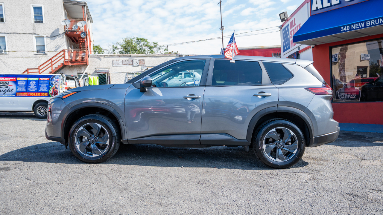 Nissan Rogue FWD SV 2024