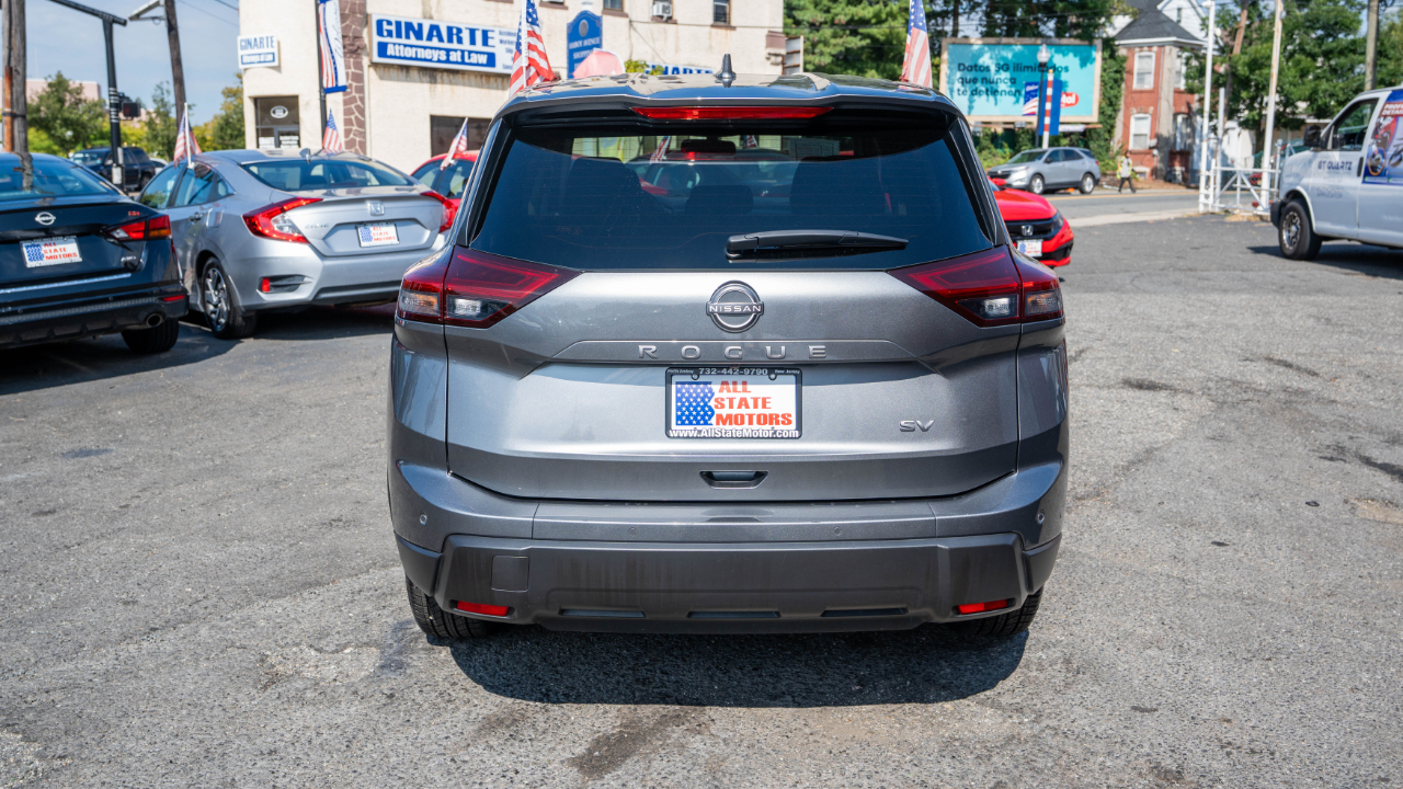 Nissan Rogue FWD SV 2024