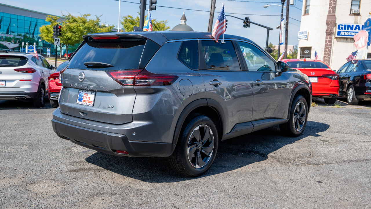 Nissan Rogue FWD SV 2024