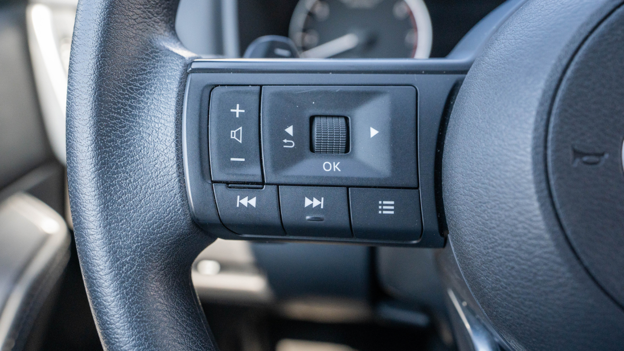 Nissan Rogue FWD SV 2024