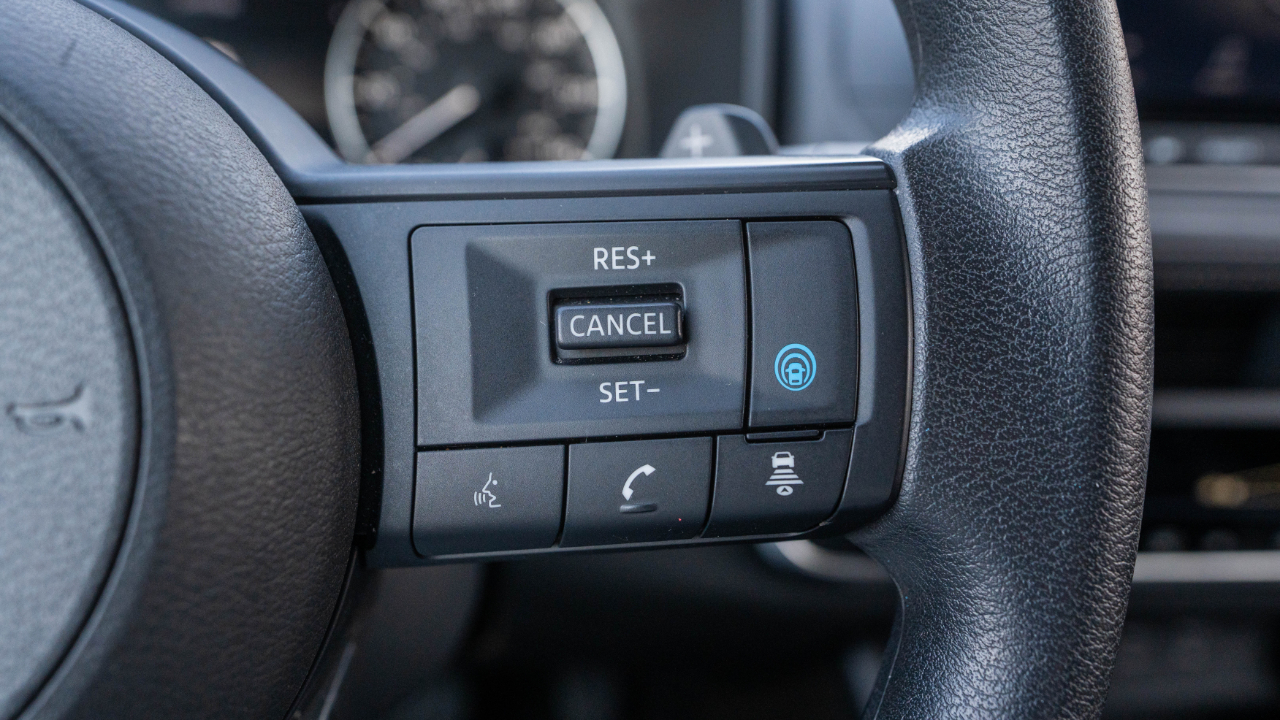 Nissan Rogue FWD SV 2024