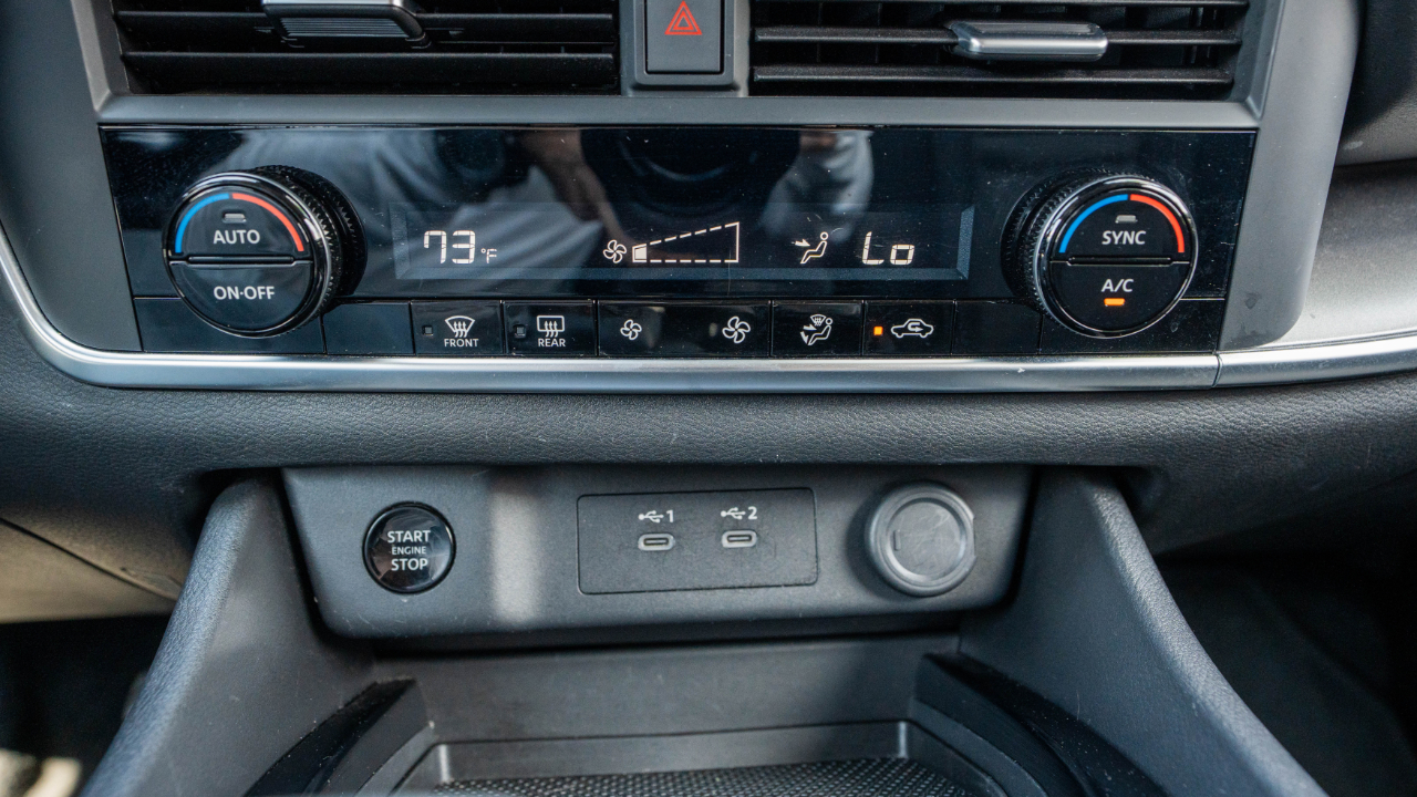 Nissan Rogue FWD SV 2024