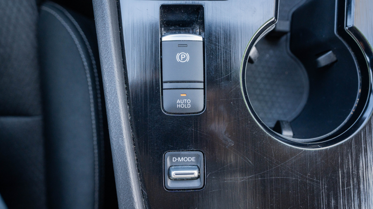 Nissan Rogue FWD SV 2024