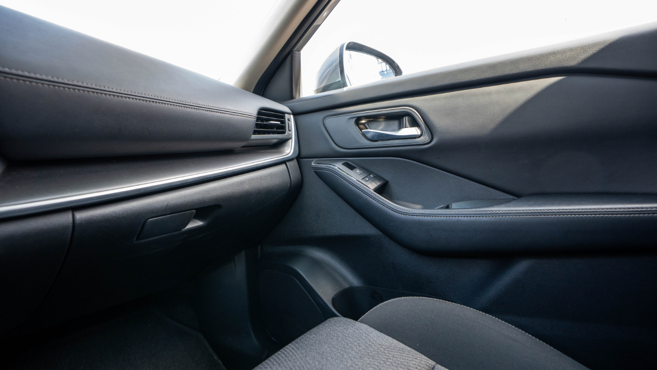 Nissan Rogue FWD SV 2024