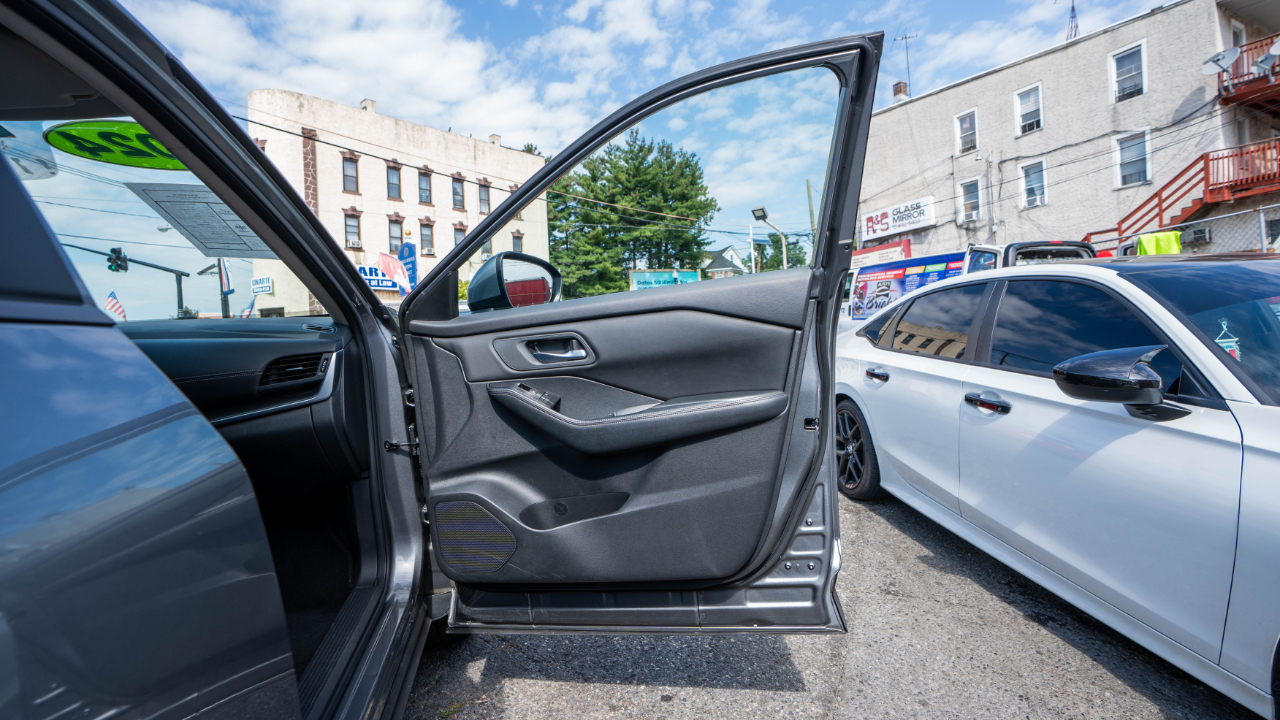 Nissan Rogue FWD SV 2024