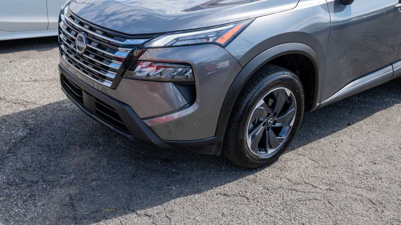 Nissan Rogue FWD SV 2024