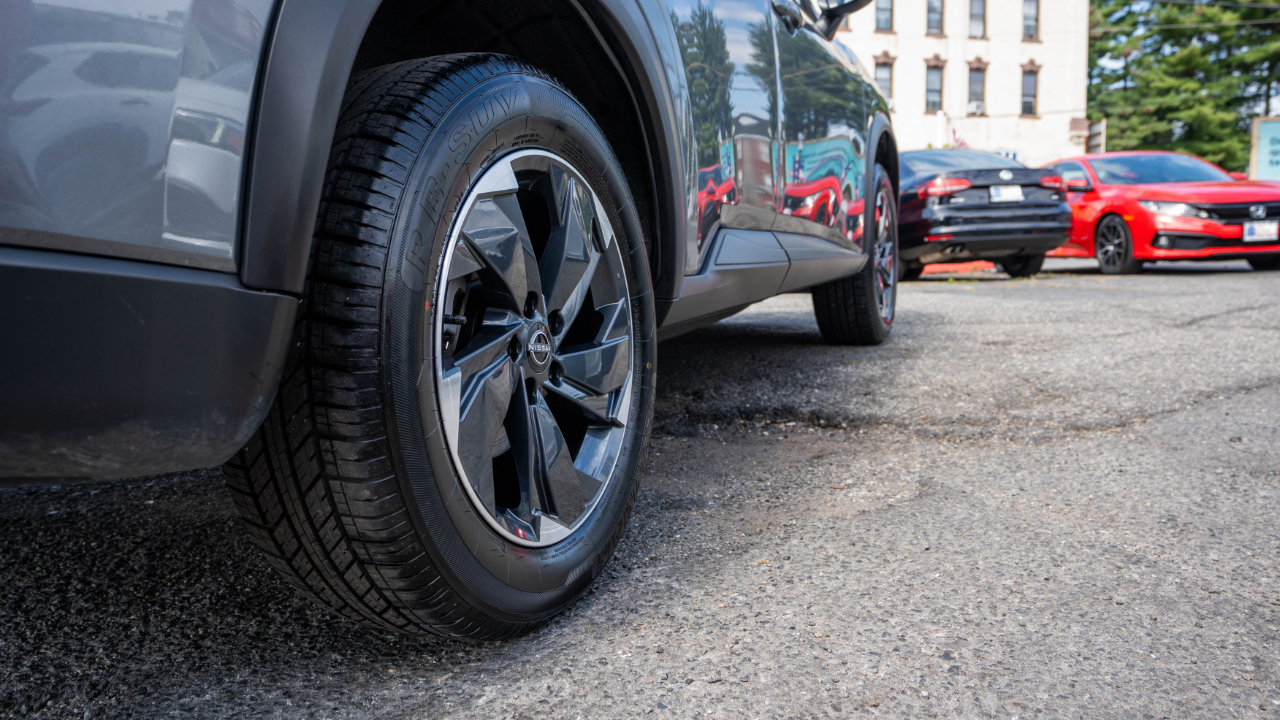 Nissan Rogue FWD SV 2024