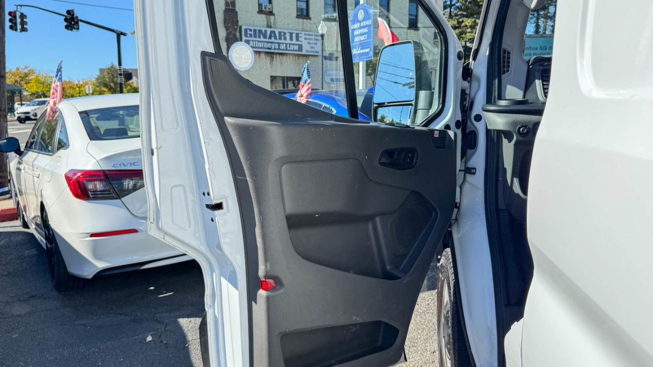 Ford Transit Cargo Van T-350 148" Med Rf 9500 GVWR RWD 2020