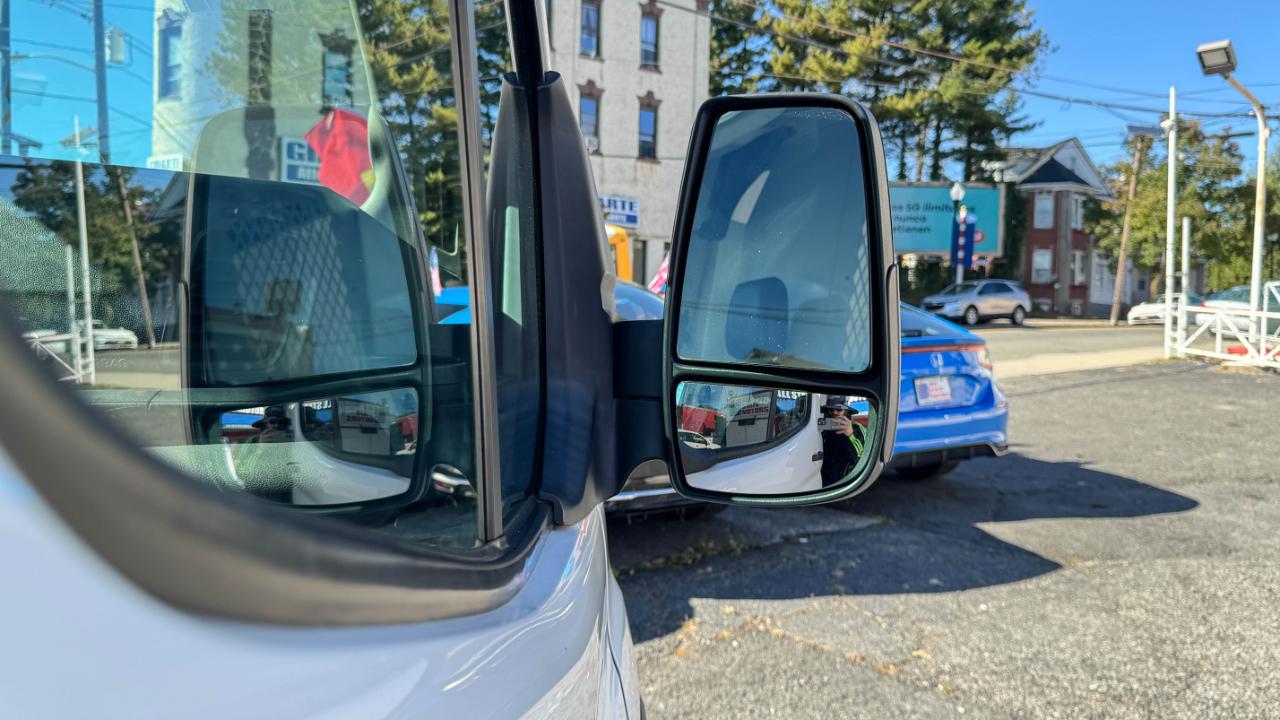 Ford Transit Cargo Van T-350 148" Med Rf 9500 GVWR RWD 2020